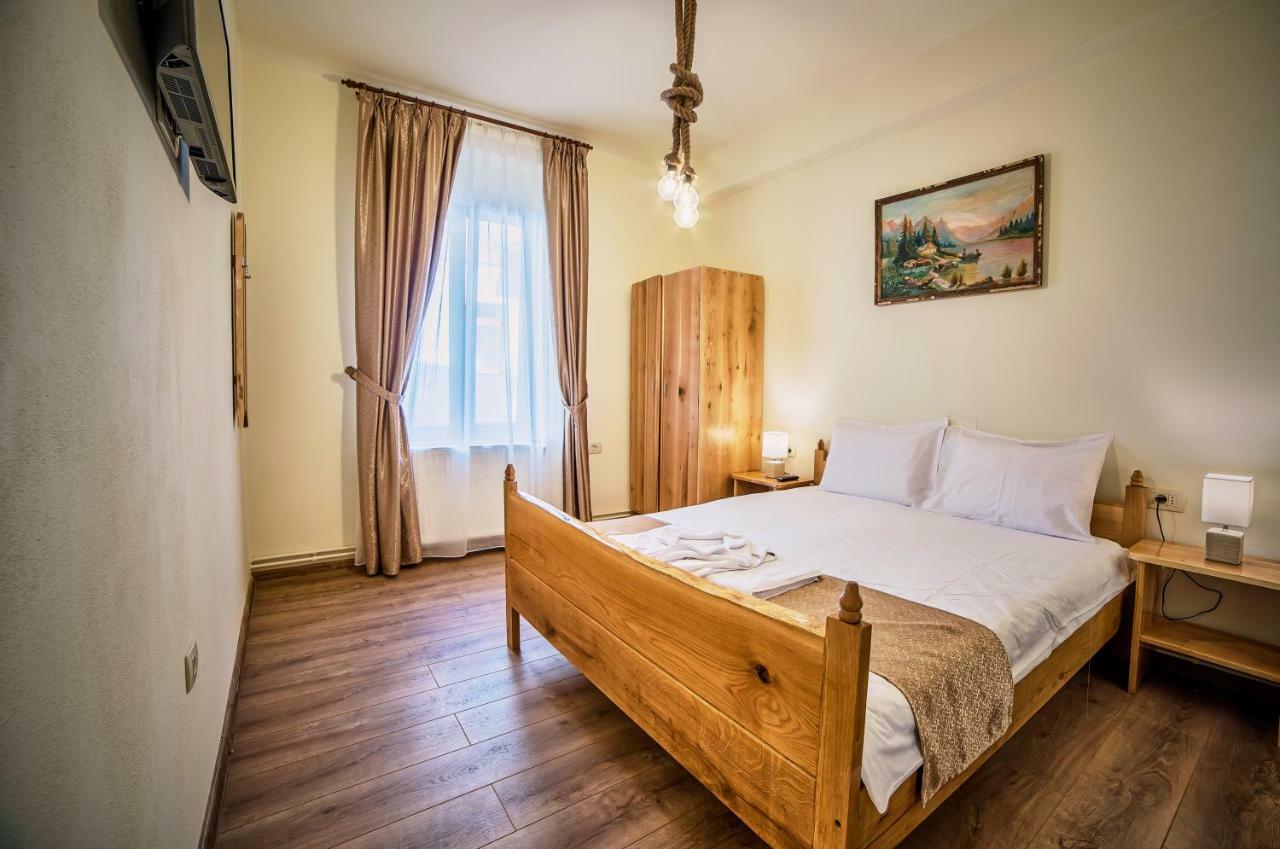 La Maisonnette Brasov Ngoại thất bức ảnh