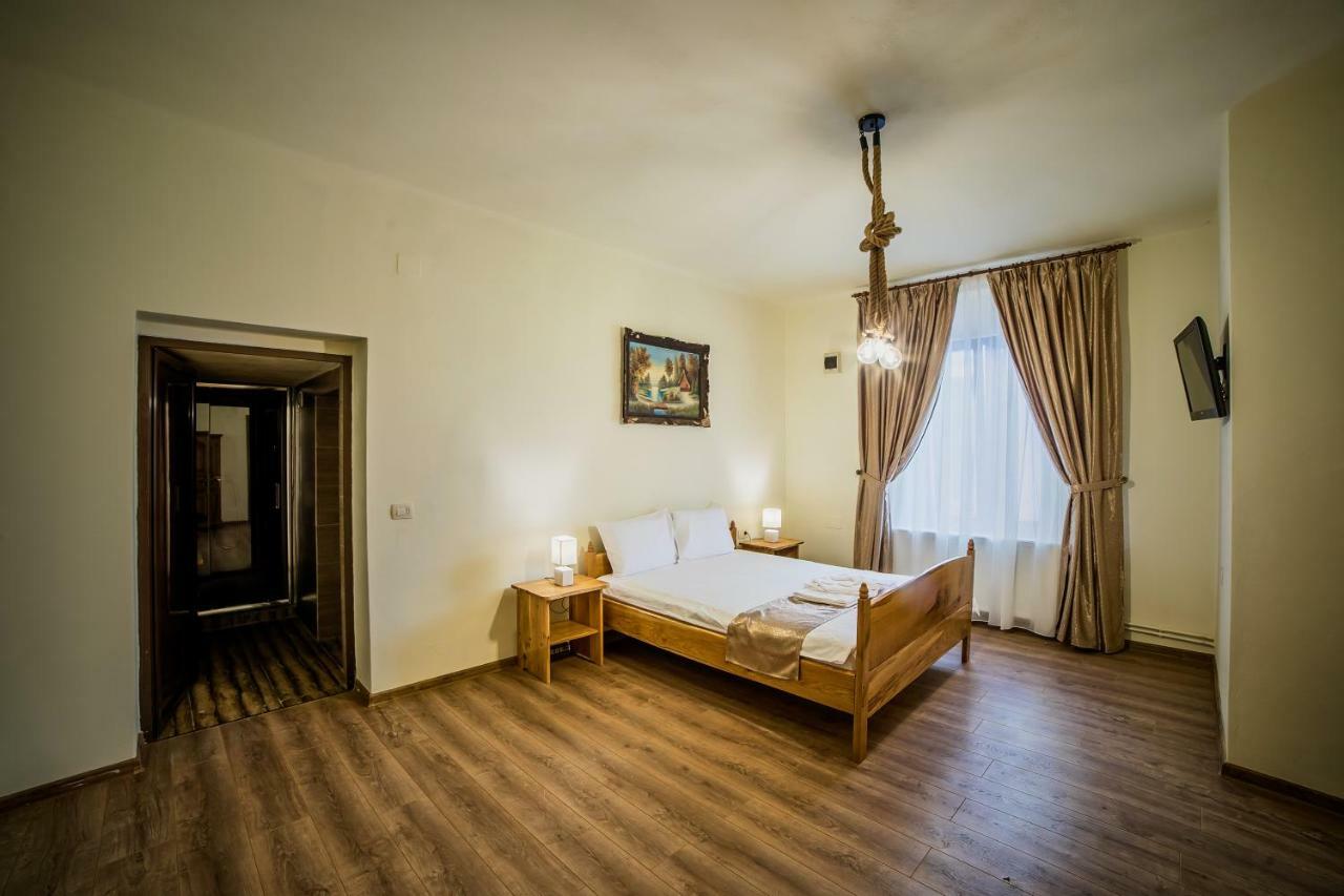 La Maisonnette Brasov Ngoại thất bức ảnh